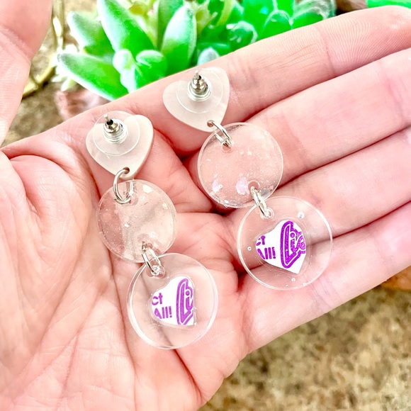 Lisa Frank Heart Earrings - Picture 5 of 5